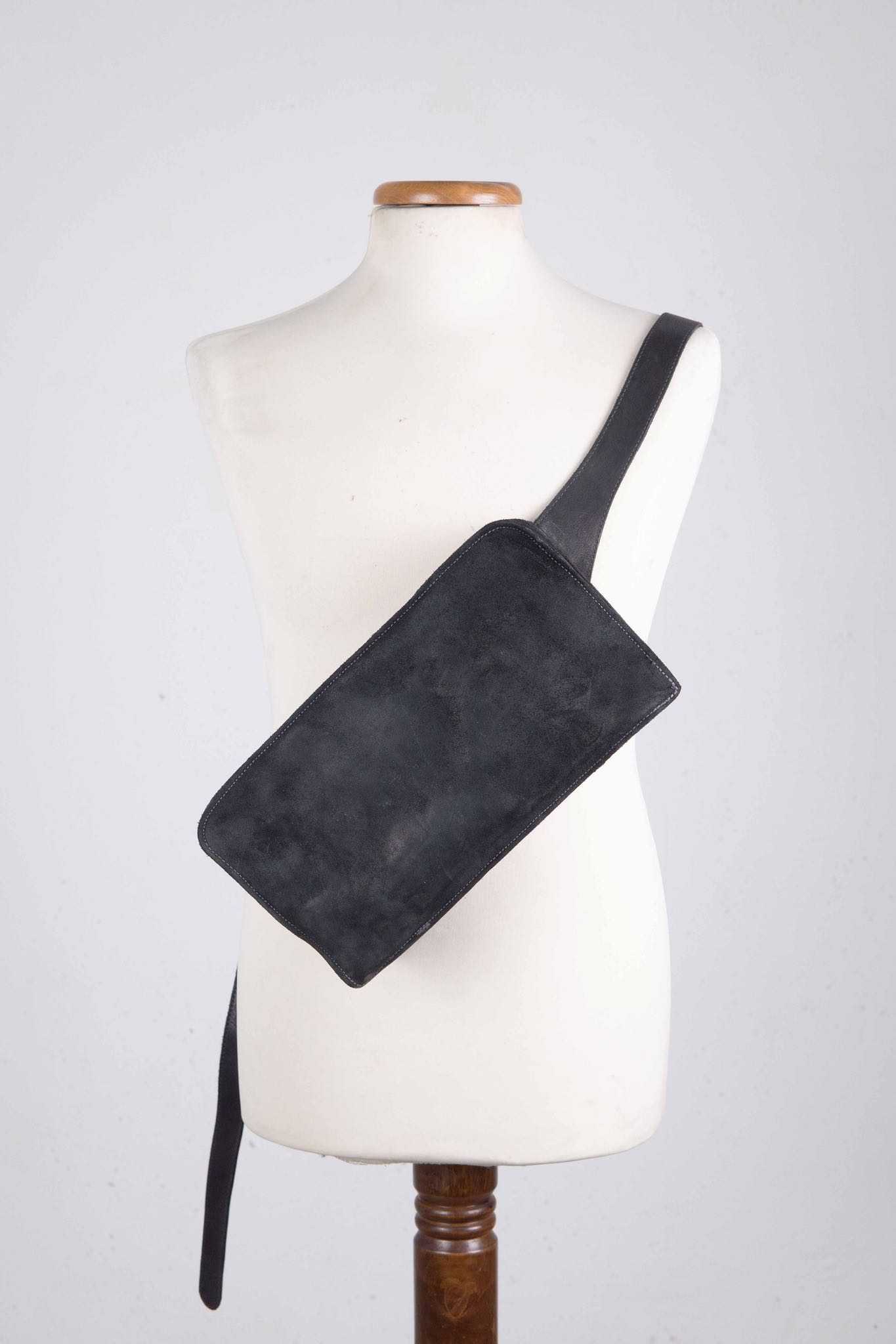 HORSE LEATHER BAG SQ-1 UNLINED
