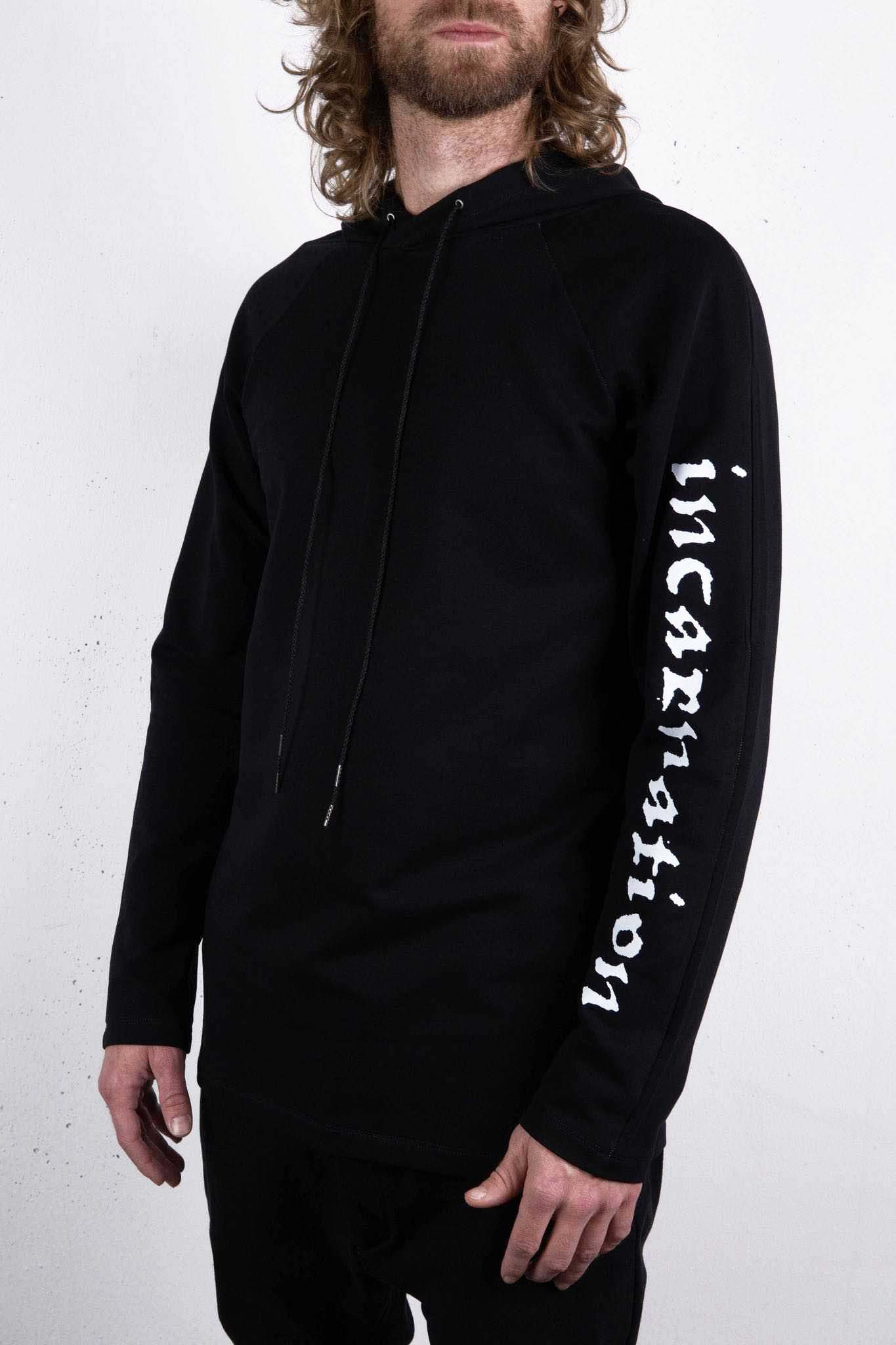 CUT & SAWN HOODED RAGLAN LONG SLEEVE