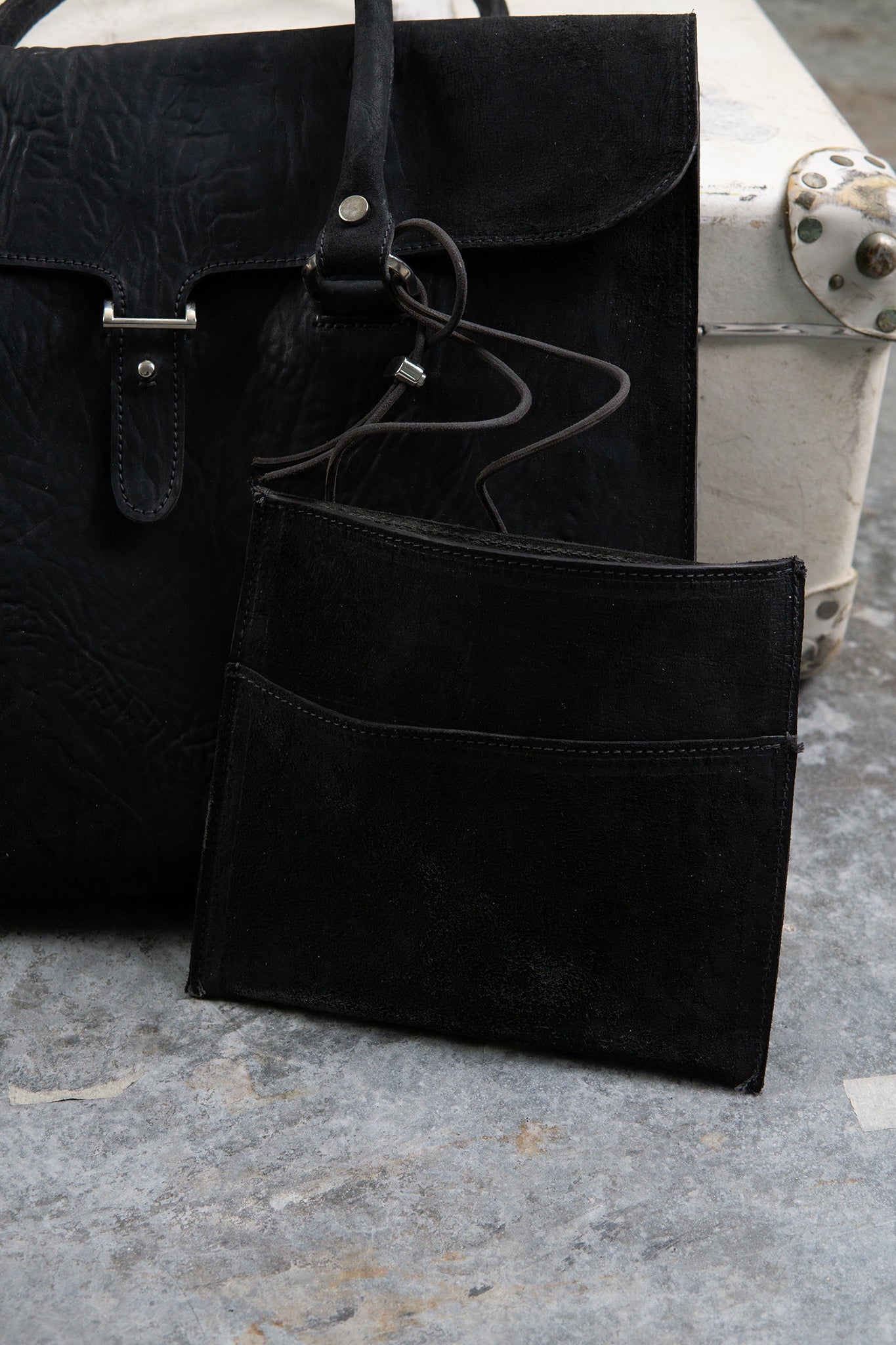 HORSE BUTT RG LEATHER BAG TOTO WB-3 UNLINED WITH MEDIUM PURSE