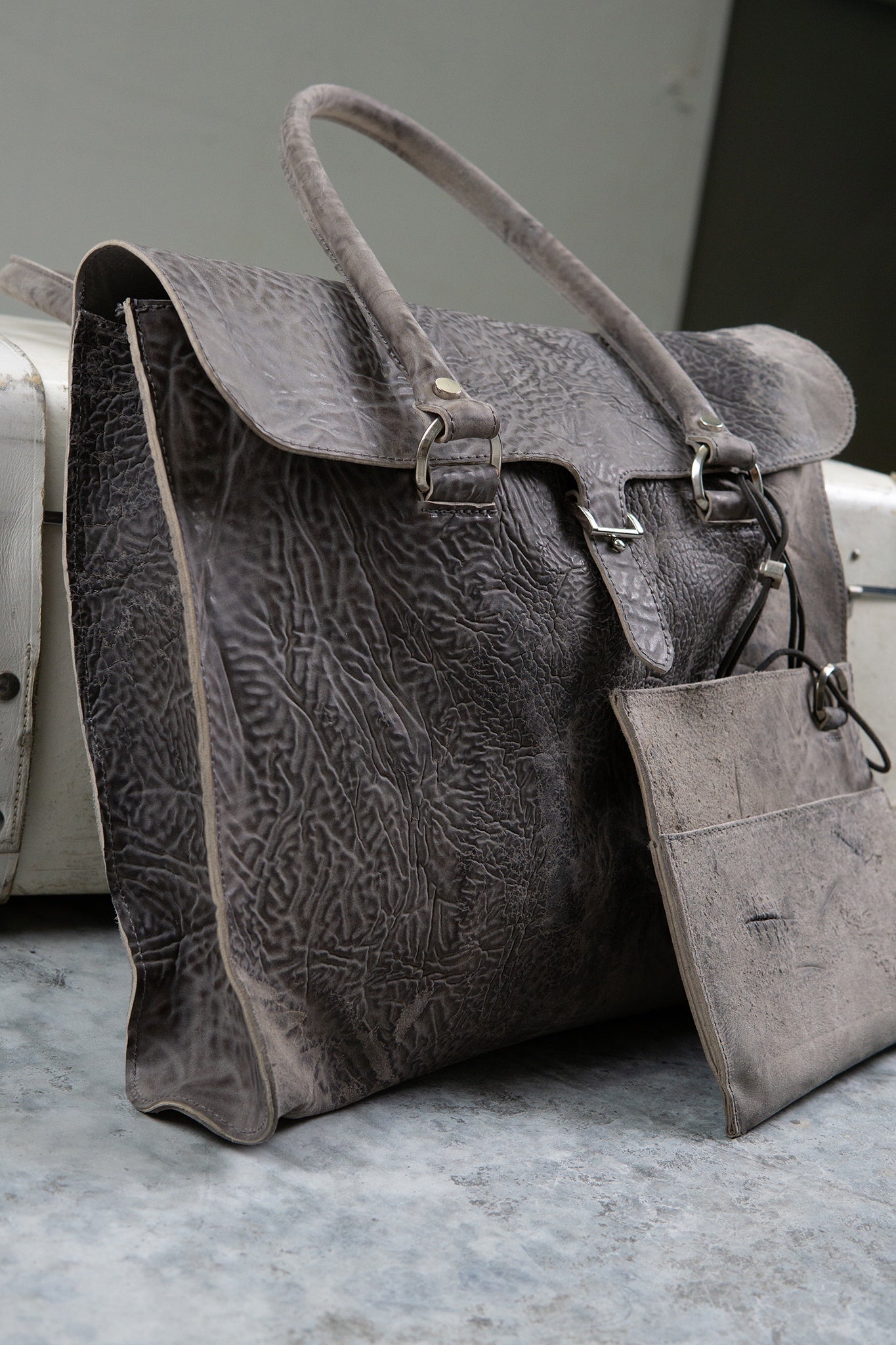 HORSE BUTT RG LEATHER BAG TOTO WB-3 UNLINED WITH MEDIUM PURSE