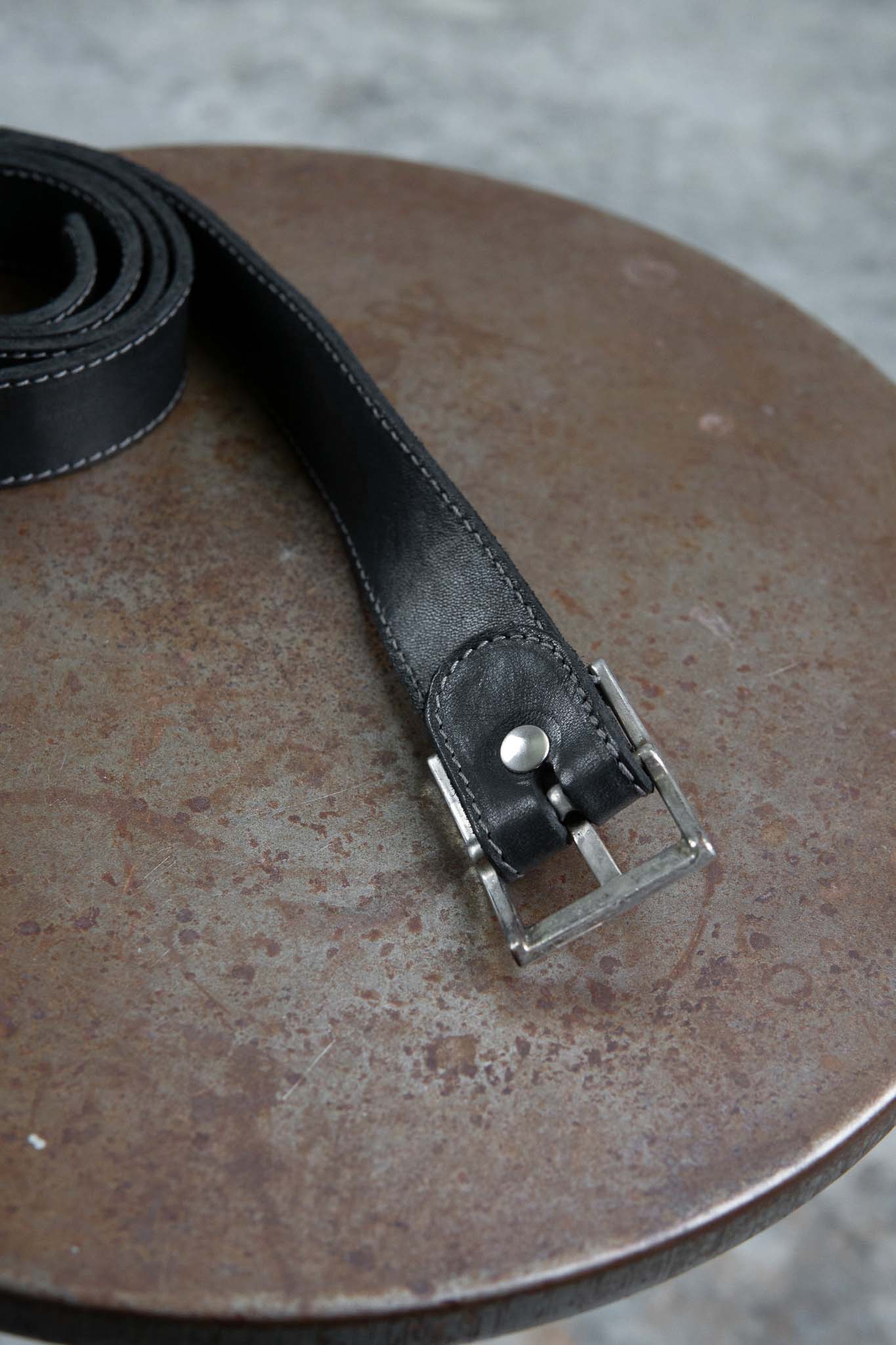 HORSE LEATHER BELT SQARE 30
