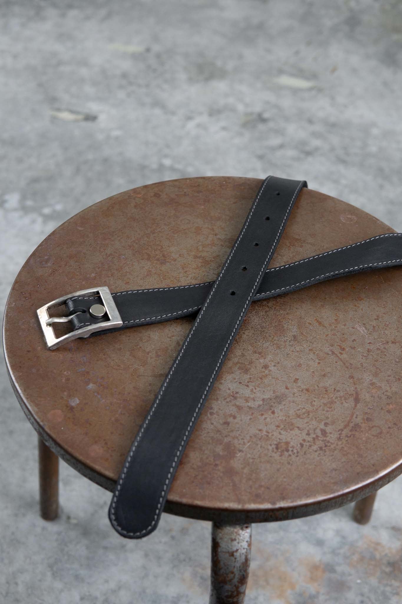 HORSE LEATHER BELT SQARE 30