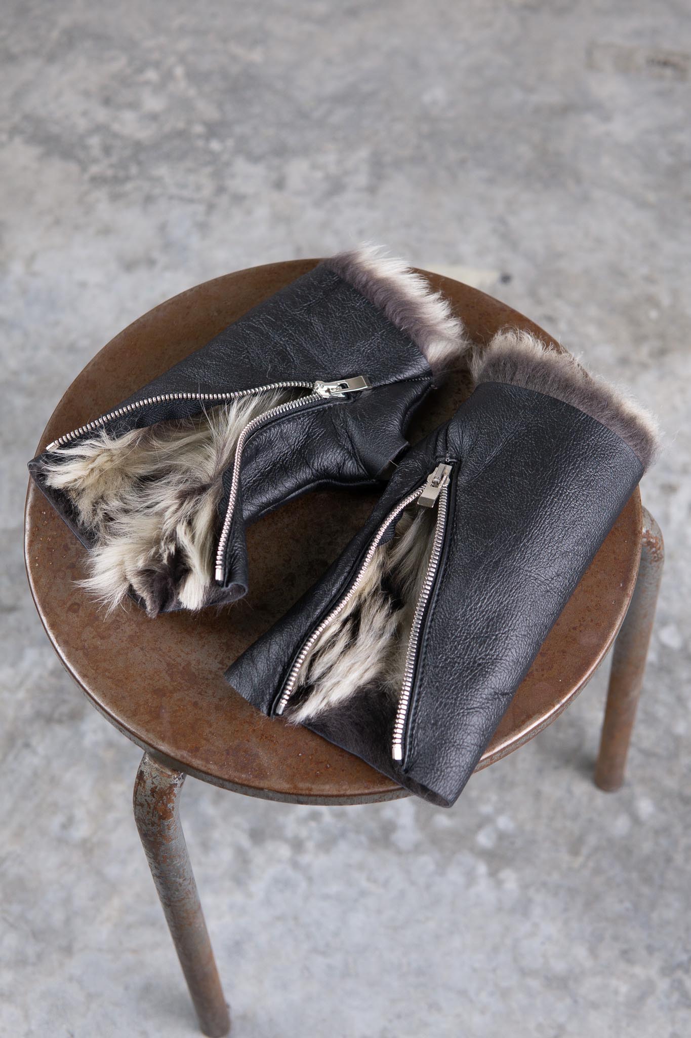 SHEEP SHEARLING  GLOVE SPAIRAL ZIP #2