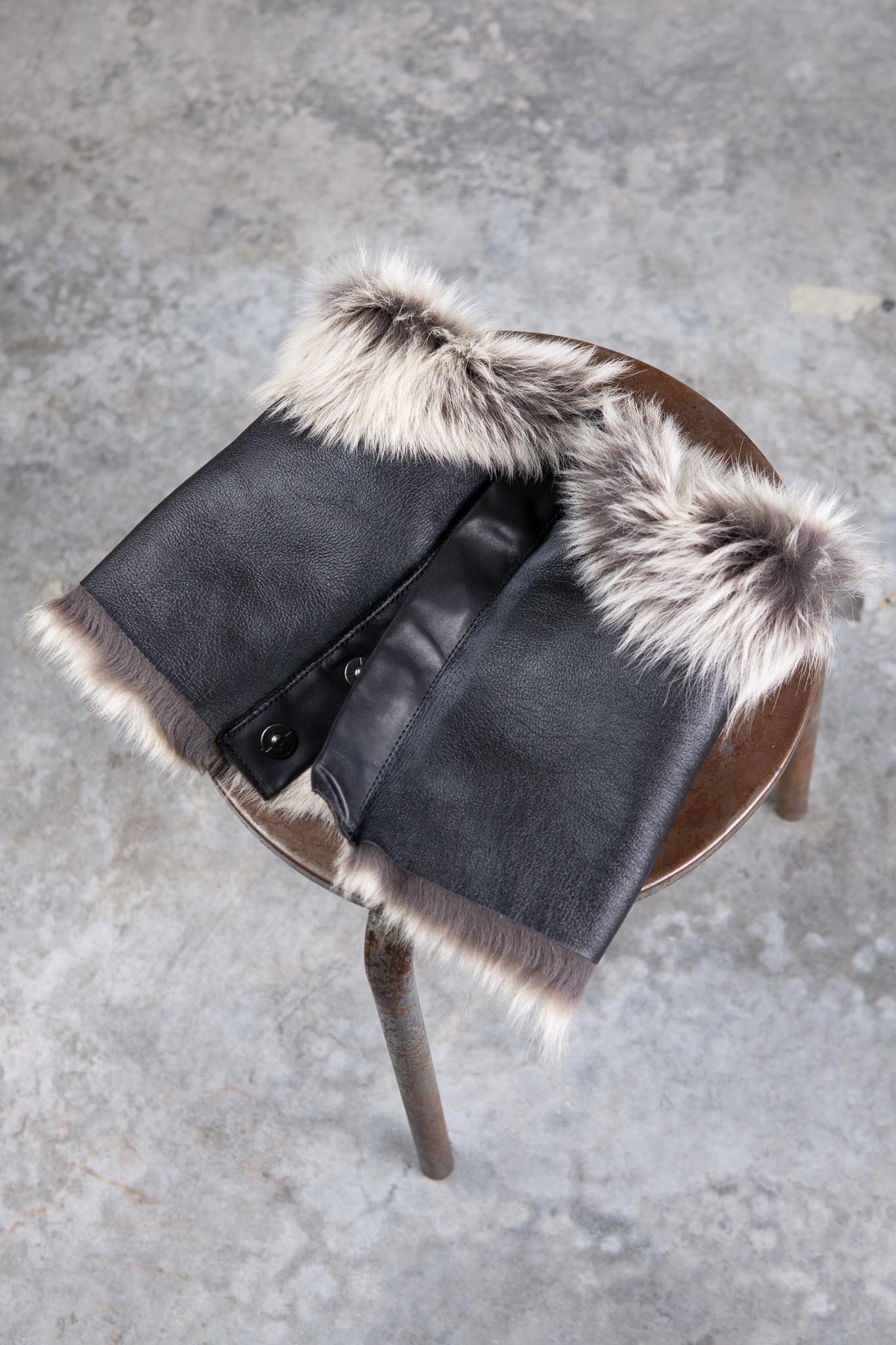 SHEEP SHEARLING  SCARF #3