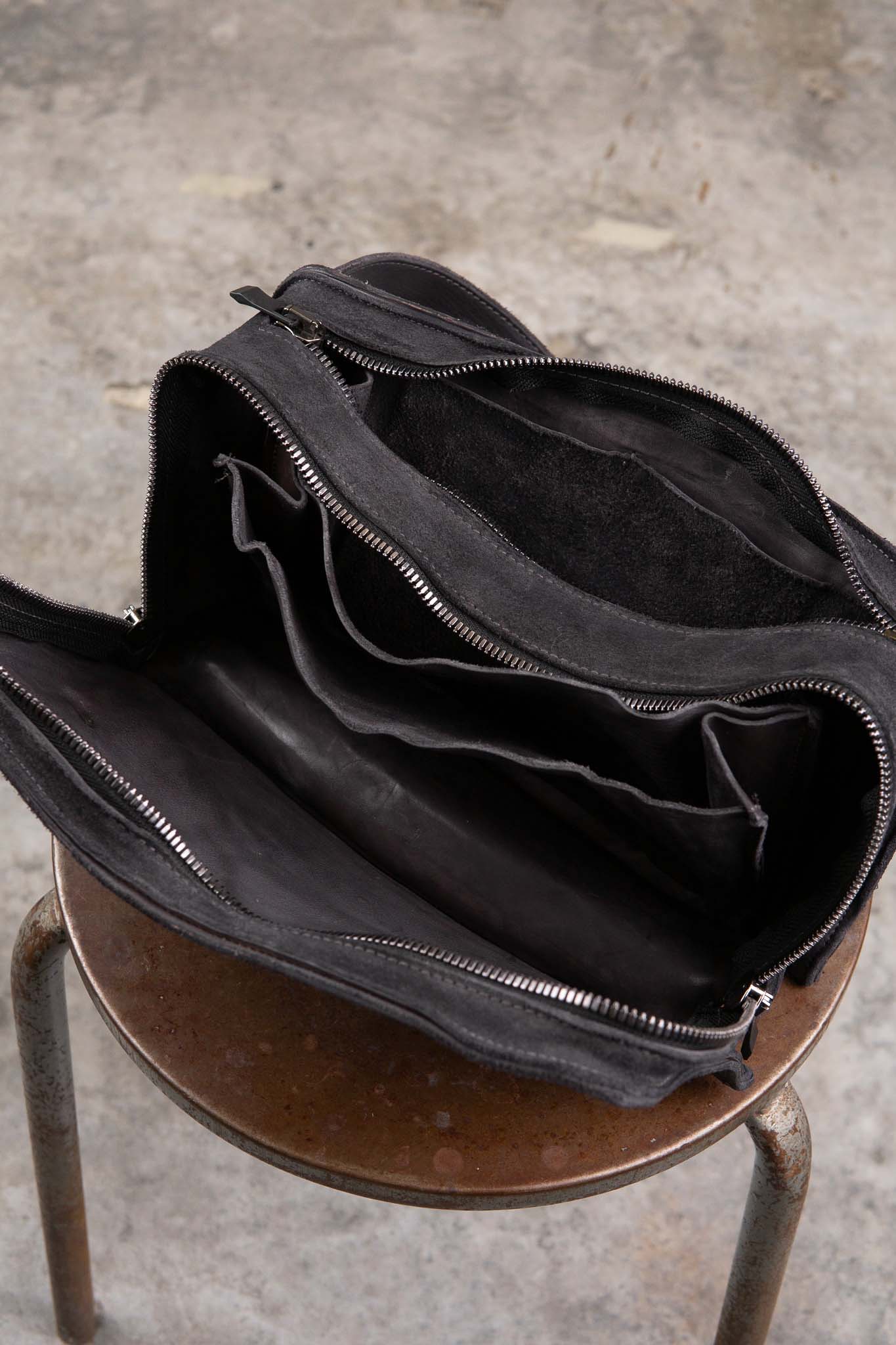 HORSE LEATHER BAG SQ-1 UNLINED