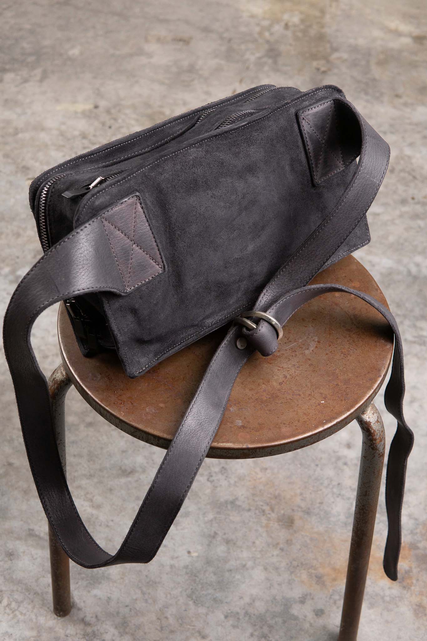 HORSE LEATHER BAG SQ-1 UNLINED