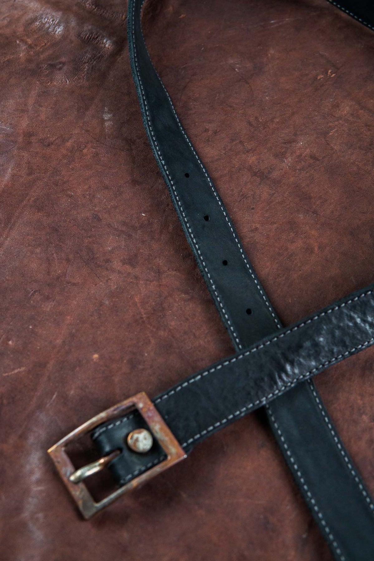 HORSE LEATHER BELT SQARE 30